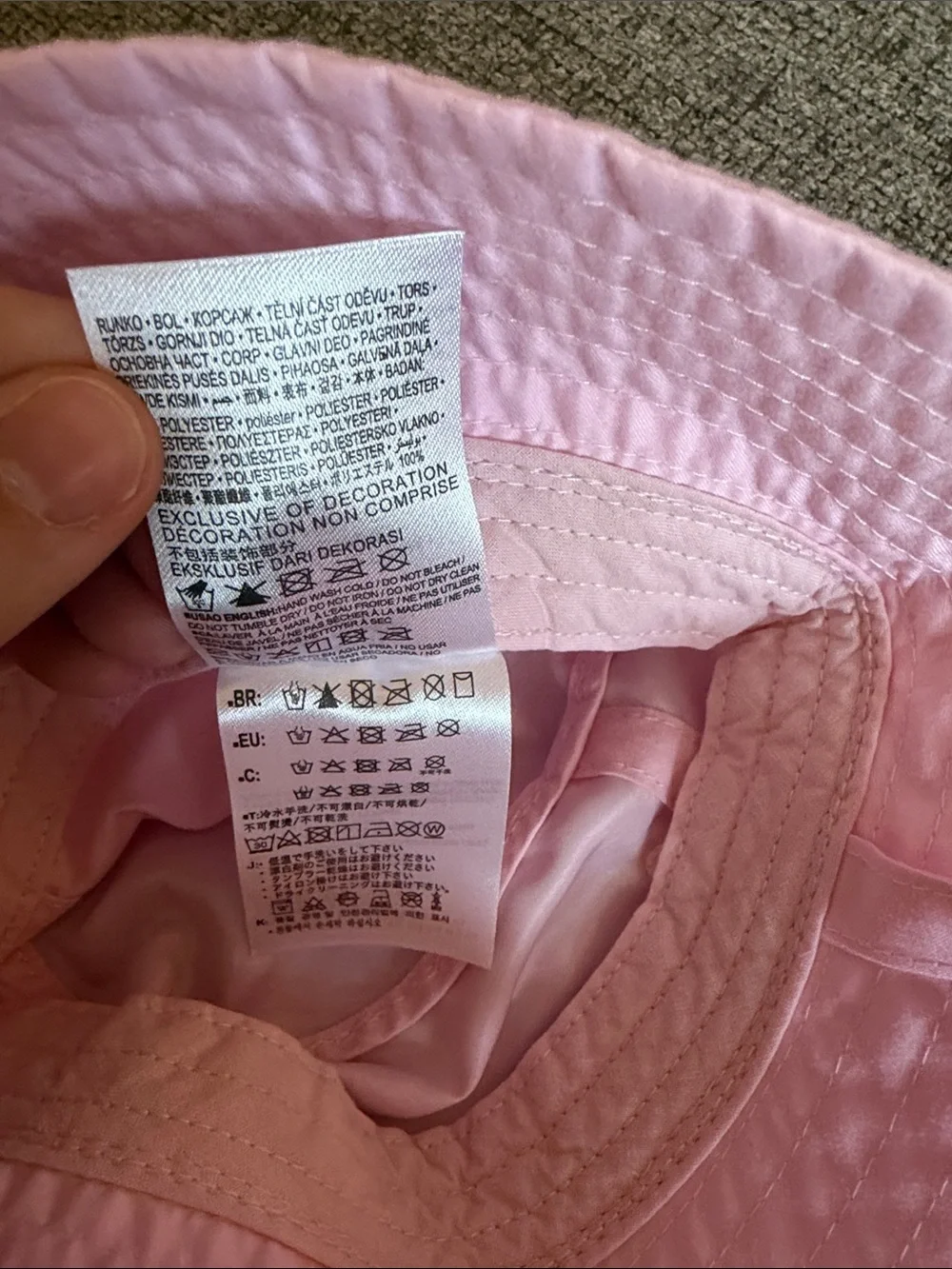 Nike Kids Pink Bucket Hat with Chin Strap and Swoosh